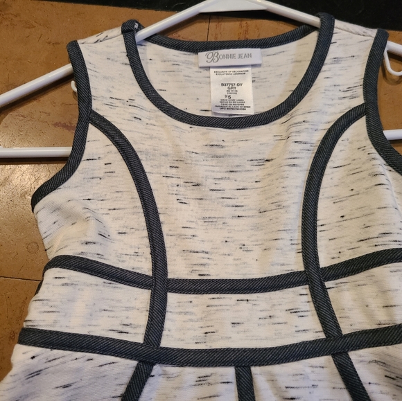 Bonnie Jean dress in a little girls size 5. Gray with dark gray piping. NWOT - Picture 5 of 6